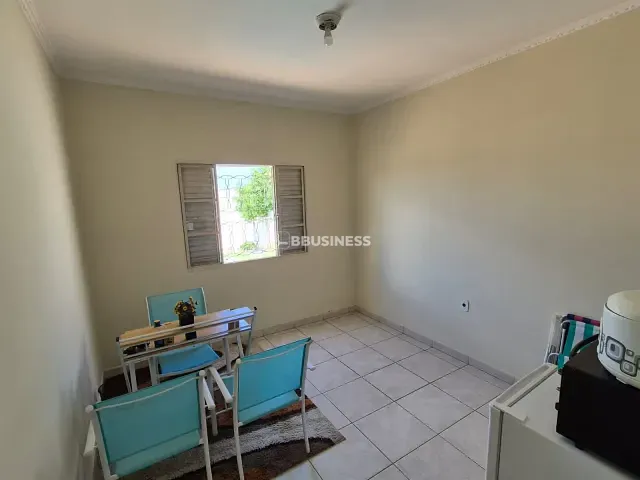 Casa com 300m² 2 quartos e 1 banheiro, à venda, no bairro Jardim do Lago em Campinas