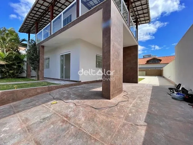Casa com 390m² 7 quartos e 5 banheiros, à venda, no bairro Planalto em Belo Horizonte