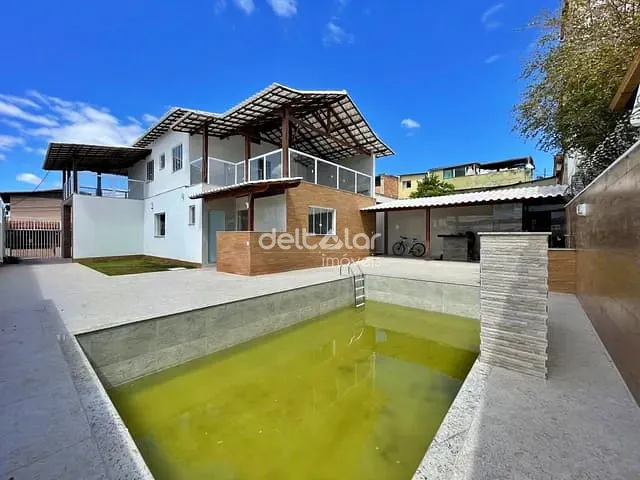 Casa com 390m² 7 quartos e 5 banheiros, à venda, no bairro Planalto em Belo Horizonte