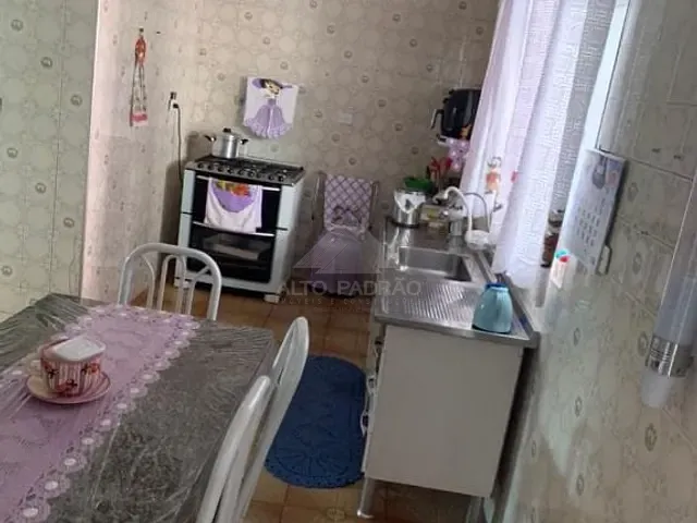 Casa com 200m² 3 quartos e 4 banheiros, à venda, no bairro Vila Santa Cecília em Mauá