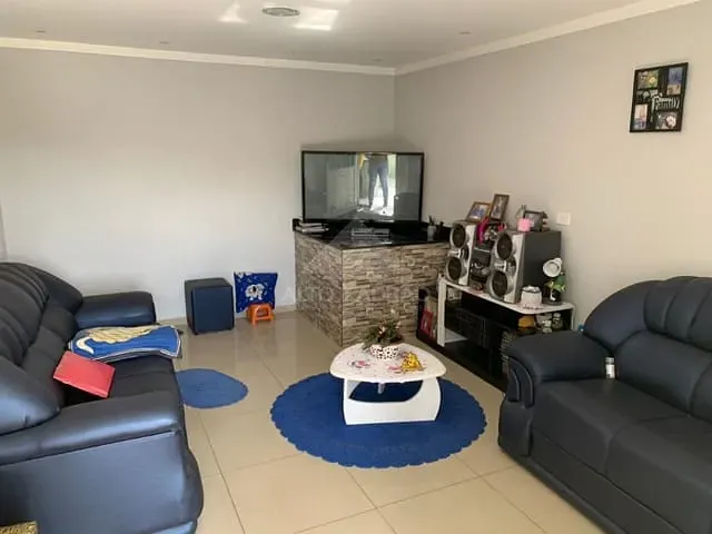 Casa com 200m² 3 quartos e 4 banheiros, à venda, no bairro Vila Santa Cecília em Mauá