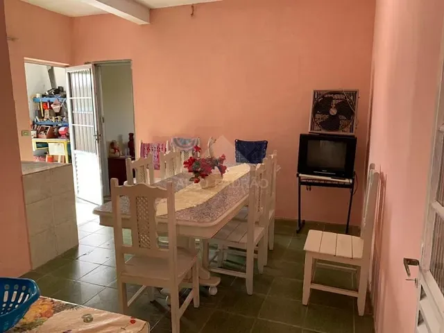 Casa com 200m² 3 quartos e 4 banheiros, à venda, no bairro Vila Santa Cecília em Mauá