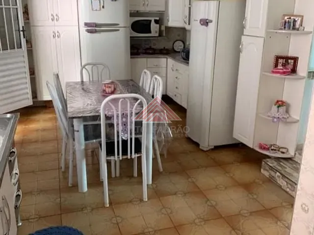 Casa com 200m² 3 quartos e 4 banheiros, à venda, no bairro Vila Santa Cecília em Mauá