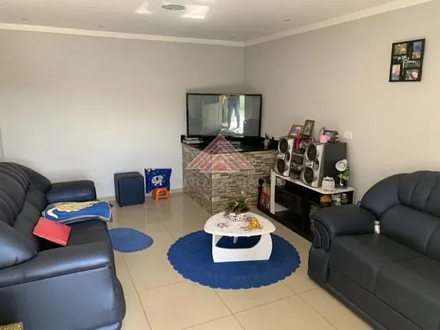 Casa com 200m² 3 quartos e 4 banheiros, à venda, no bairro Vila Santa Cecília em Mauá
