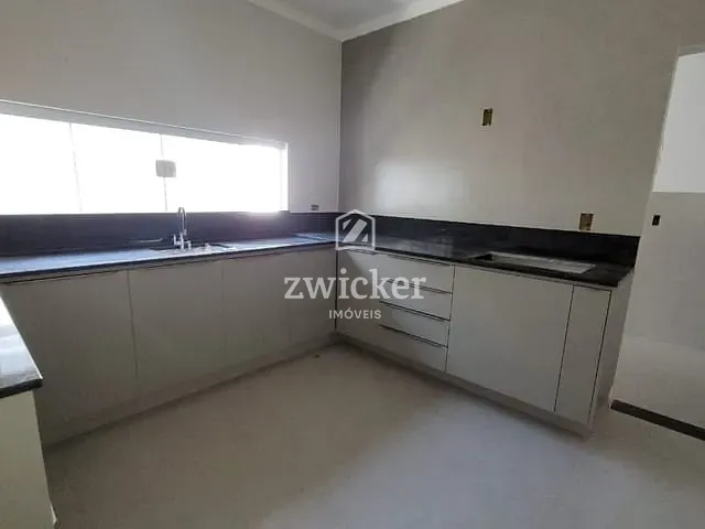 Casa com 218m² 3 quartos e 2 banheiros, à venda, no bairro Parque Alto Sumaré em Bauru