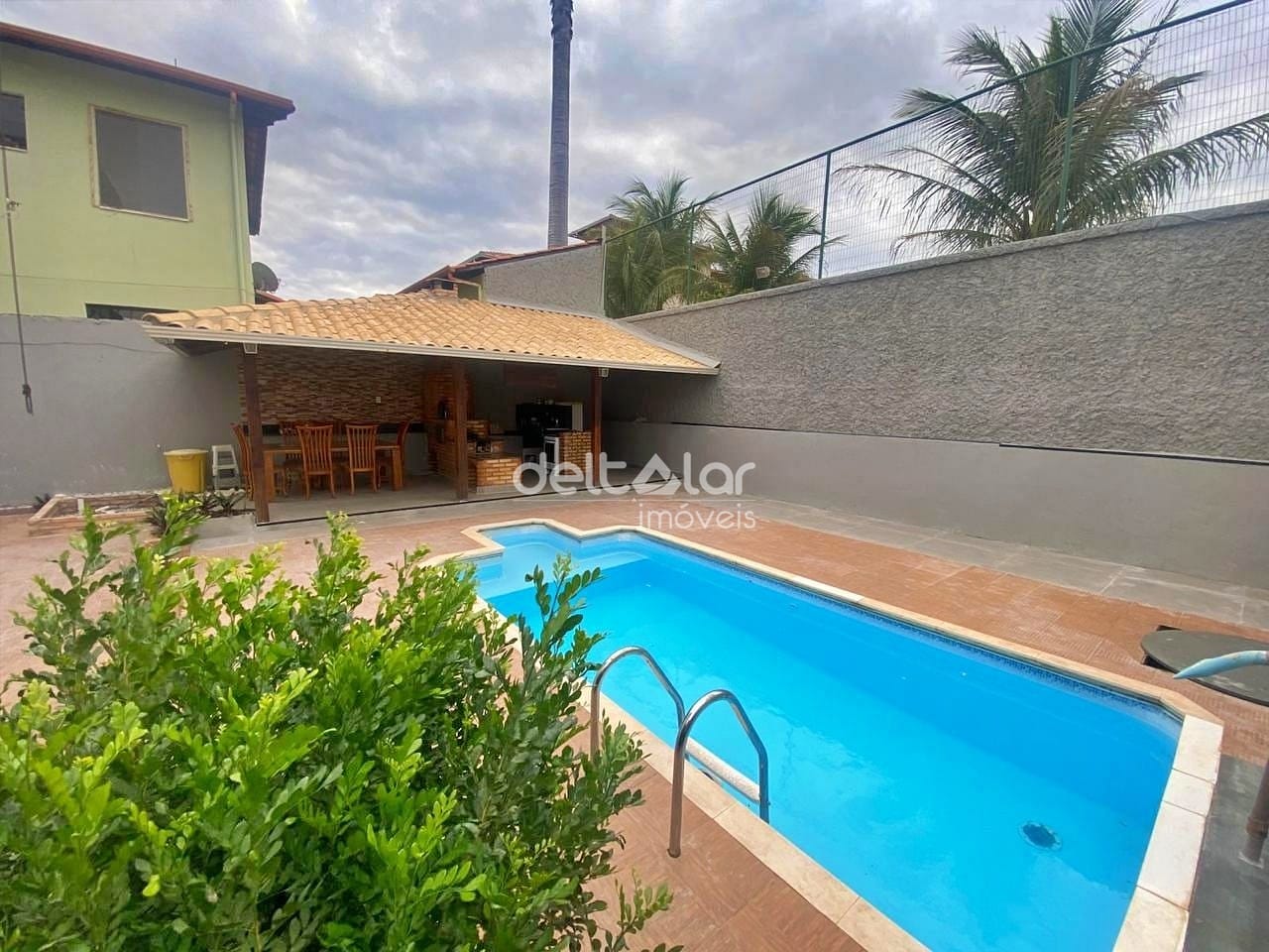 Casa, 6 quartos, 230 m² - Foto 4