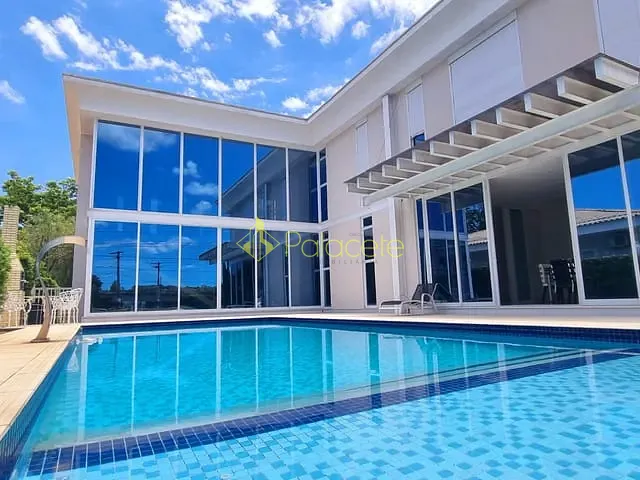 Casa com 1950m² 4 quartos e 2 banheiros, à venda, no bairro Nossa Senhora do Perpétuo Socorro em Pindamonhangaba