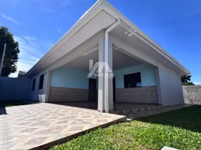 Casa 2 quartos e 2 banheiros, à venda, no bairro Vila Bela em Guarapuava