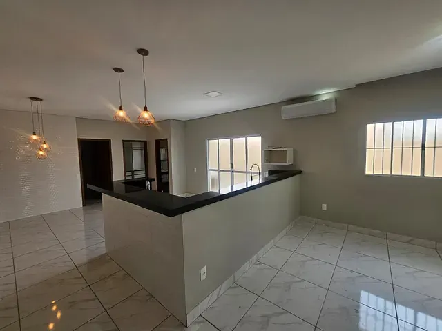 Casa 2 quartos e 2 banheiros, à venda, no bairro Residencial Cittá di Salerno em Campinas