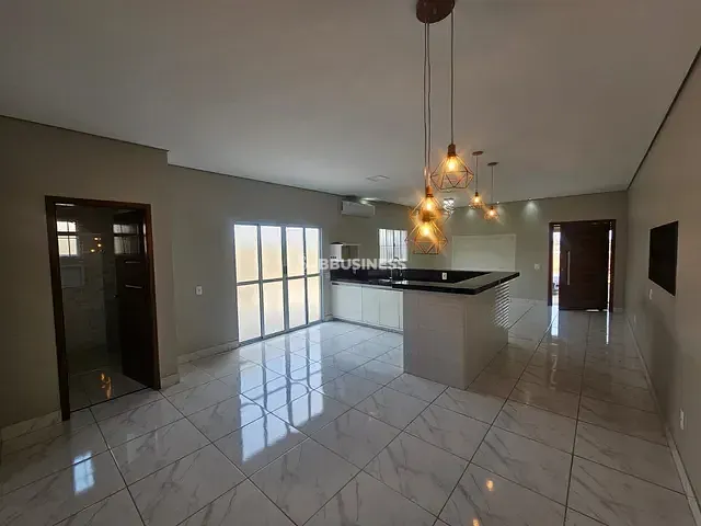 Casa 2 quartos e 2 banheiros, à venda, no bairro Residencial Cittá di Salerno em Campinas