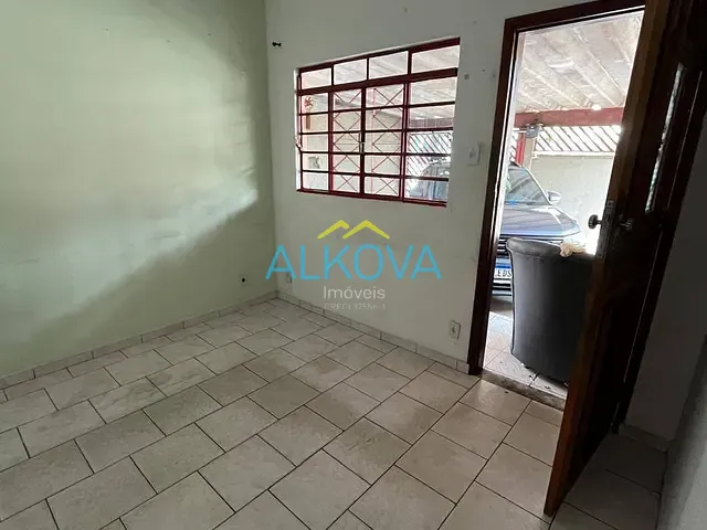 Casa com 400m² 3 quartos e 1 banheiro, à venda ou para alugar, no bairro Vila Cardoso em São José dos Campos
