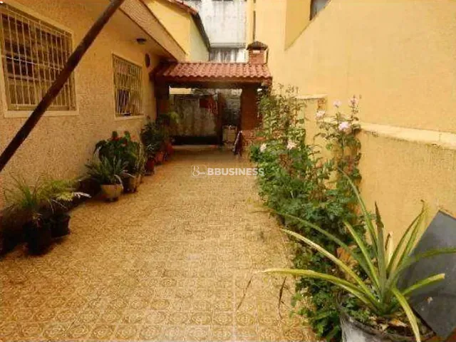 Casa 2 quartos e 2 banheiros, à venda, no bairro Santa Maria em São Caetano do Sul