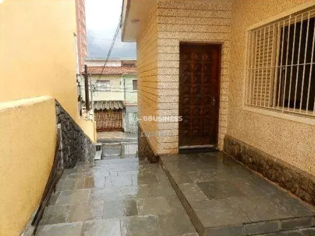 Casa 2 quartos e 2 banheiros, à venda, no bairro Santa Maria em São Caetano do Sul