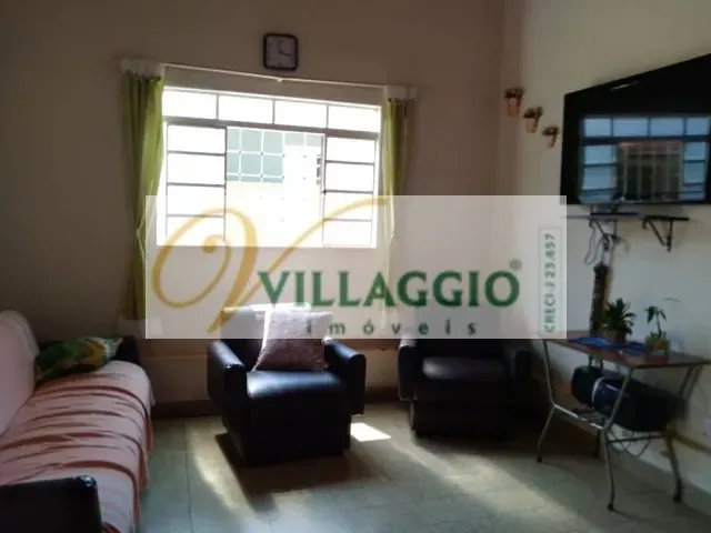 Casa com 602m² 2 quartos e 2 banheiros, à venda, no bairro Centro em Cedral