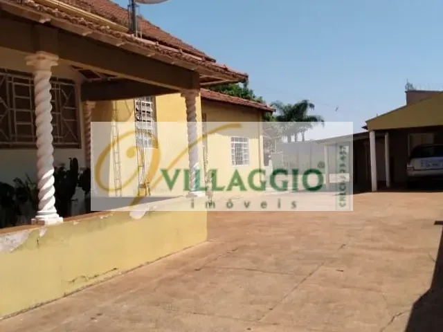 Casa com 602m² 2 quartos e 2 banheiros, à venda, no bairro Centro em Cedral