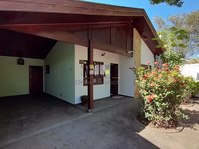 Casa com 250m² 3 quartos e 2 banheiros, à venda, no bairro Jardim São Carlos em Sumaré