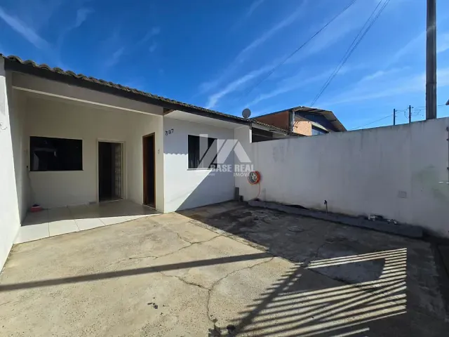 Casa com 60m² 3 quartos e 1 banheiro, à venda, no bairro Boa Vista em Ponta Grossa