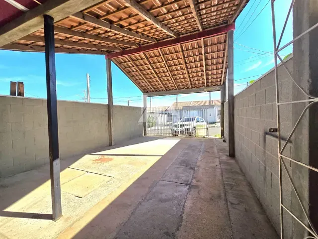Casa com 75m² 2 quartos e 1 banheiro, à venda, no bairro Boa Vista em Ponta Grossa