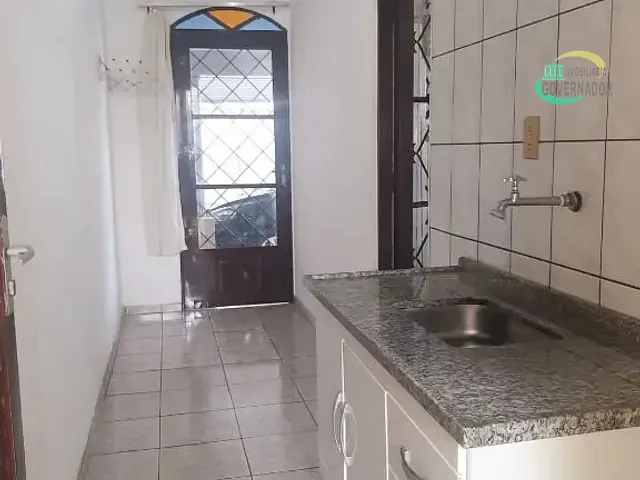Casa com 250m² 3 quartos e 2 banheiros, para alugar, no bairro Jardim Roseira em Campinas
