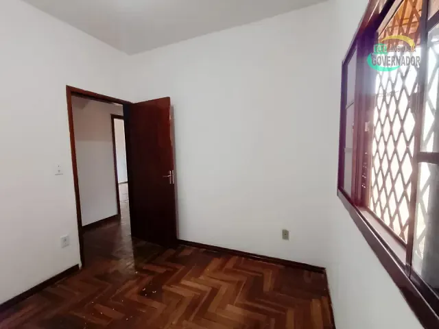 Casa com 250m² 3 quartos e 2 banheiros, para alugar, no bairro Jardim Roseira em Campinas