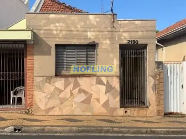 Casa com 178m², à venda, no bairro Centro em Rio Claro