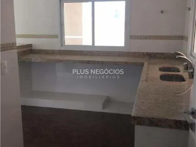 Casa com 250m² 3 quartos e 4 banheiros, à venda, no bairro Cajuru do Sul em Sorocaba