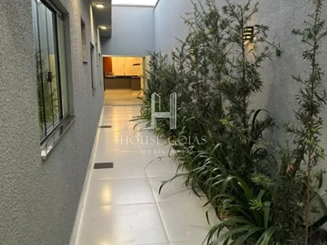 Casa com 213m² 3 quartos e 2 banheiros, à venda, no bairro Vila Oliveira em Aparecida de Goiânia