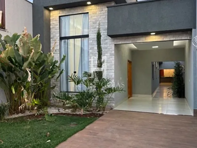 Casa com 213m² 3 quartos e 2 banheiros, à venda, no bairro Vila Oliveira em Aparecida de Goiânia