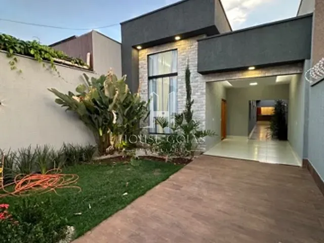 Casa com 213m² 3 quartos e 2 banheiros, à venda, no bairro Vila Oliveira em Aparecida de Goiânia