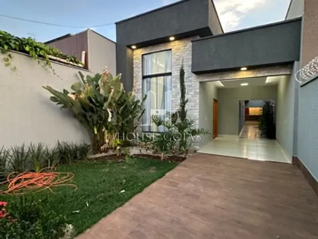 Casa com 213m² 3 quartos e 2 banheiros, à venda, no bairro Vila Oliveira em Aparecida de Goiânia