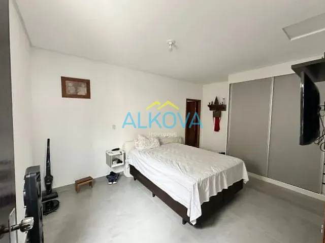 Casa com 180m² 2 quartos e 3 banheiros, à venda, no bairro Santana em São José dos Campos