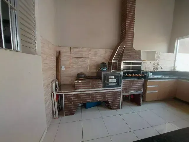 Casa com 250m² 3 quartos e 2 banheiros, à venda, no bairro Jardim Maria Antonia em Sumaré