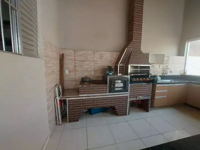 Casa com 250m² 3 quartos e 2 banheiros, à venda, no bairro Jardim Maria Antonia em Sumaré