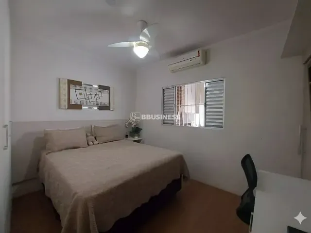 Casa com 250m² 3 quartos e 2 banheiros, à venda, no bairro Jardim Maria Antonia em Sumaré