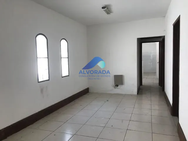 Casa com 250m² 3 quartos e 2 banheiros, à venda, no bairro Jardim Alvorada em São José dos Campos