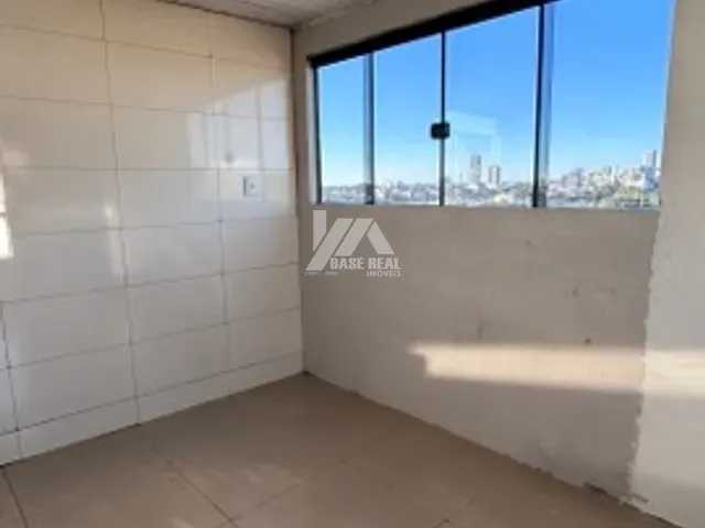 Casa 1 quarto e 1 banheiro, para alugar, no bairro Boqueirão em Guarapuava