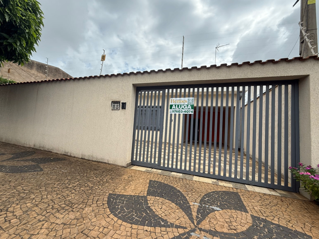 Foto do Casa - Casa para Locação Comercial no Jardim dos Calegaris, em Paulínia, com Excelente Localização para Empresas, Escritórios e Prestadores de Serviços | Hermes Imóveis