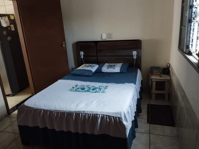 Casa com 300m² 5 quartos e 2 banheiros, à venda, no bairro Cidade Nova em Pindamonhangaba