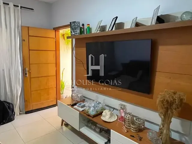 Casa com 180m² 3 quartos e 2 banheiros, à venda, no bairro Moinho dos Ventos em Goiânia