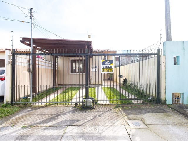 Casa com 150m² 2 quartos e 2 banheiros, à venda, no bairro Areal em Pelotas