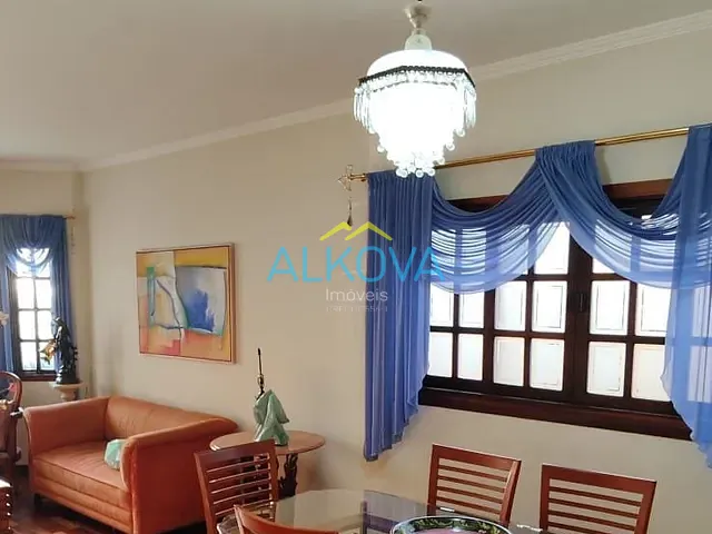 Casa com 250m² 3 quartos e 2 banheiros, à venda, no bairro Urbanova I em São José dos Campos