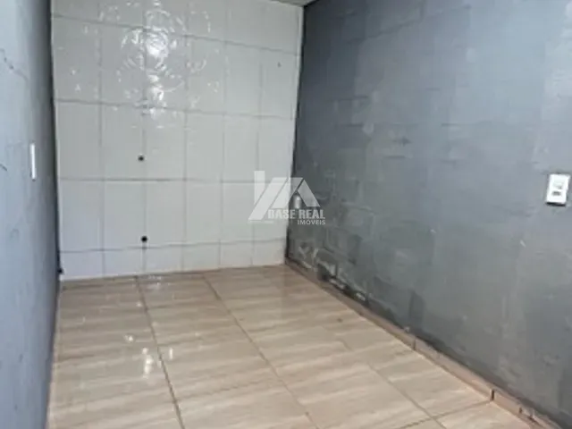 Casa 1 quarto e 1 banheiro, para alugar, no bairro Boqueirão em Guarapuava