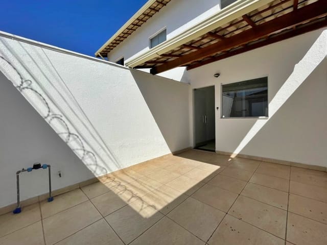 Foto do Casa - Casa para locação com 2 quartos, armários planejados e uma vaga, Rio Branco, Belo Horizonte, MG | Deltalar Imóveis