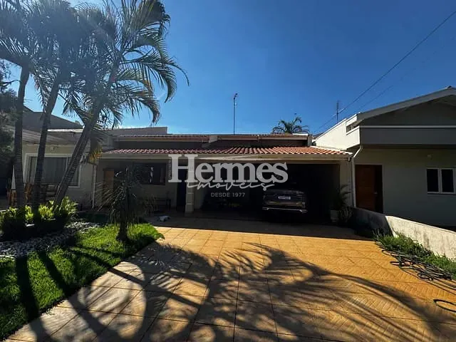 Casa com 275m² 3 quartos e 3 banheiros, à venda, no bairro Parque Brasil 500 em Paulínia