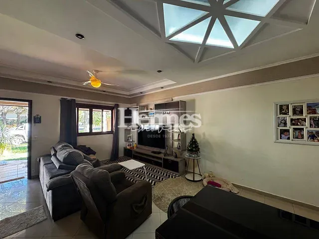 Casa com 275m² 3 quartos e 3 banheiros, à venda, no bairro Parque Brasil 500 em Paulínia