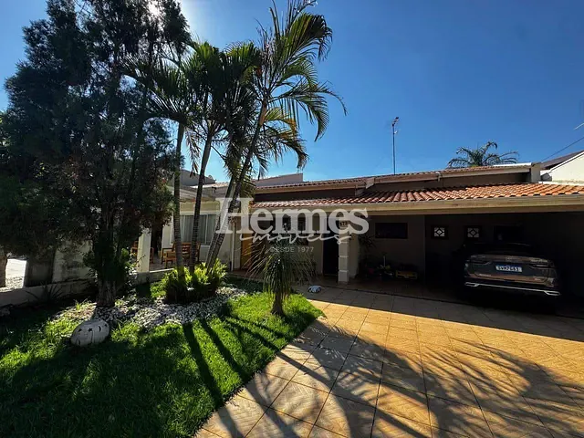 Casa com 275m² 3 quartos e 3 banheiros, à venda, no bairro Parque Brasil 500 em Paulínia