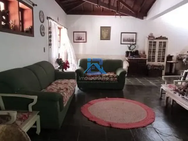 Casa com 6800m² 4 quartos e 2 banheiros, à venda, no bairro Condomínio Itaembu em Itatiba