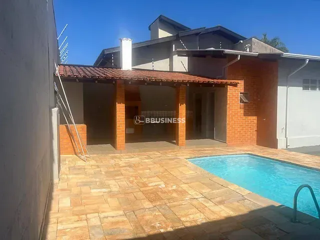 Casa 3 quartos e 3 banheiros, à venda, no bairro Jardim Nova Europa em Campinas