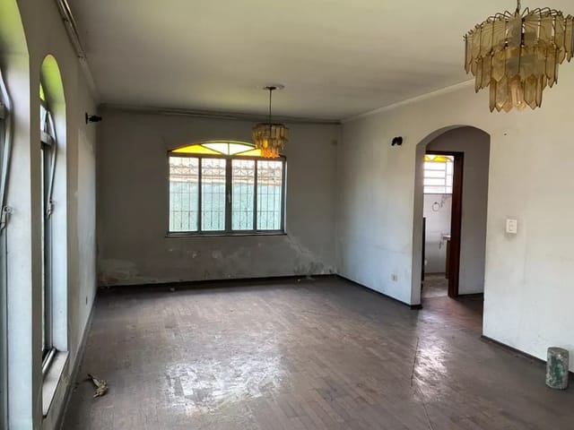 Casa com 300m² 3 quartos e 3 banheiros, à venda, no bairro Jardim Maristela em São Paulo