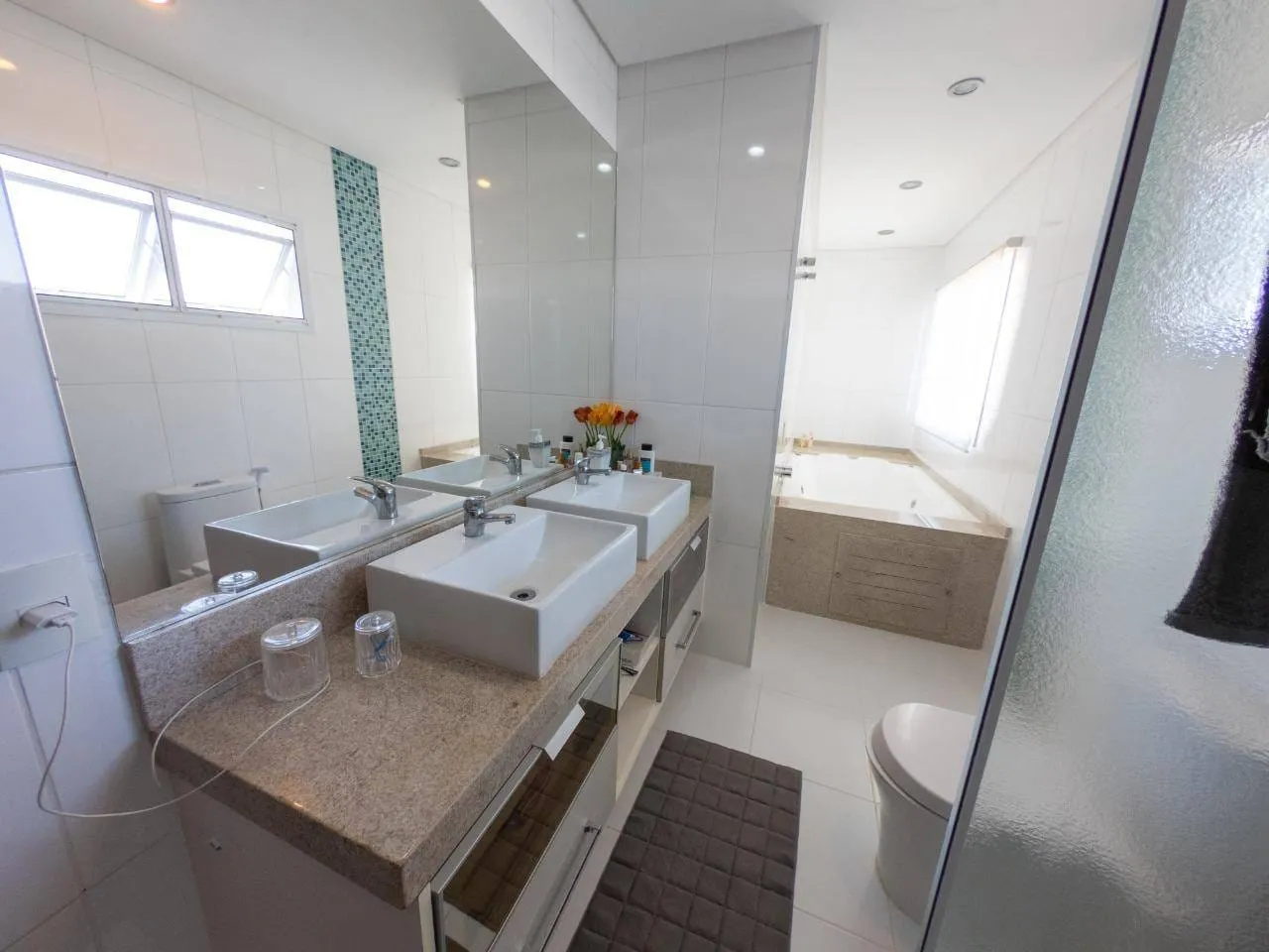 Casa, 3 quartos, 303 m² - Foto 2